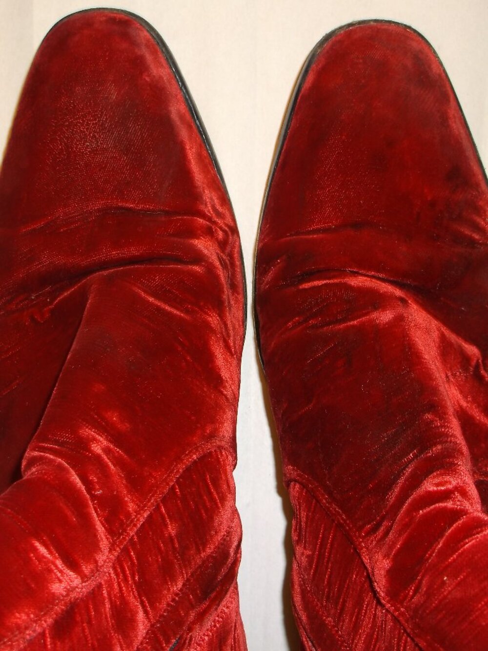 ⭐Saint Laurent Men’s Red Velvet Ankle Zip Boots (Size 43) + 2 NWT zip shoe bags